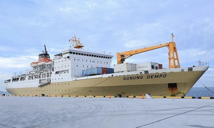 Harga Tiket Kapal Laut Makassar Surabaya 2022